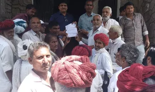 उपखण्ड अधिकारी को ज्ञापन सौंपा