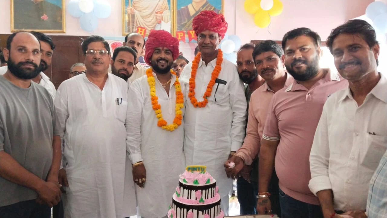आसींद विधान सभा यूथ कांग्रेस के उपाध्यक्ष पंकज रांका का मनाया जन्मदिन