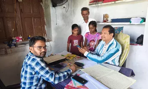 जिला शिक्षा अधिकारी ने विद्यालय का निरीक्षण कर शिक्षा गतिविधियों का लिया जायजा