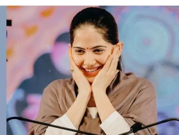 दिन की शुरुआत करें जया किशोरी के प्रेरक विचारों से