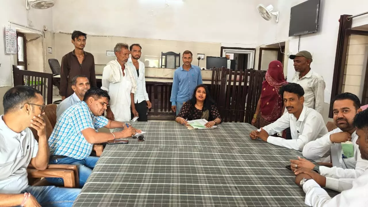 सगे भाइयों में वर्षों पुरानी अदावत समाप्त-मध्यस्थता से हुआ सुलह सगे भाइयों में वर्षों पुरानी अदावत समाप्त-मध्यस्थता से हुआ सुलह