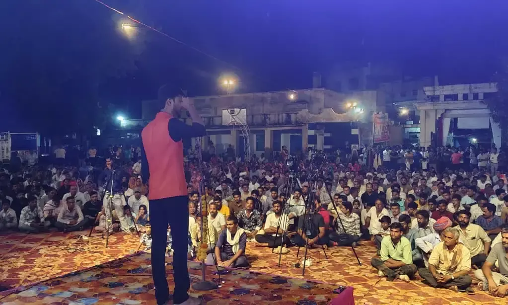 रायपुर में कवि सम्मेलन का हुआ आयोजन