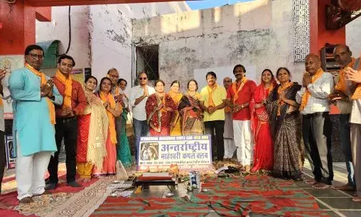 श्राद्ध पक्ष में एक आहूति अपने पित्तरों हेतु - पितृ तर्पण - हवन कार्यक्रम  सम्पन्न