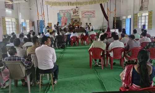 महेश बने अध्यक्ष, संजीव बने मंत्री