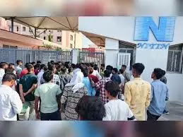 नितिन स्पिनर फैक्ट्री में धाकड़ खेड़ी के मजदूर की मौत: परिजनों ने 51 लाख मुआवजे की रखी मांग नितिन स्पिनर फैक्ट्री में धाकड़ खेड़ी के मजदूर की मौत: परिजनों ने 51 लाख मुआवजे की रखी मांग