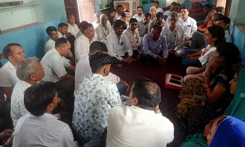 त्रस्ट बैठक में सेवा कार्यों पर विस्तार से चर्चा, फिजूल खर्च पर लगाई रोक