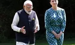 डेनमार्क की पीएम ने मोदी से की बातचीत, भारत-यूरोपीय संघ एफटीए को दिया समर्थन डेनमार्क की पीएम ने मोदी से की बातचीत, भारत-यूरोपीय संघ एफटीए को दिया समर्थन