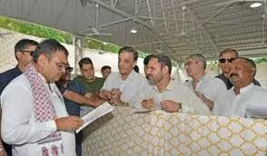 शहरी-ग्रामीण सेवा शिविर: 18 विभागों की सेवाएं अब एक ही छत के नीचे