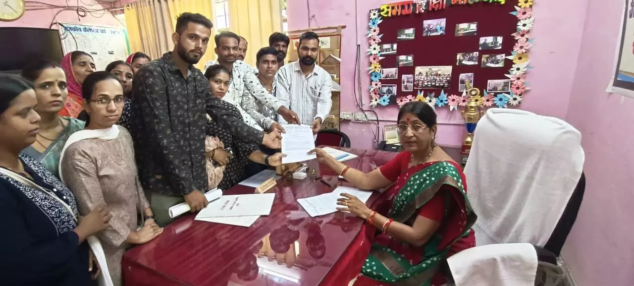 2500 से अधिक व्यावसायिक प्रशिक्षक बेरोजगार, बकाया वेतन भी अटका