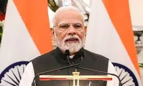 पीएम बनने के बाद गहना नहीं खरीदा, एक प्लॉट भी दान किया परिवार के बारे में जानिए