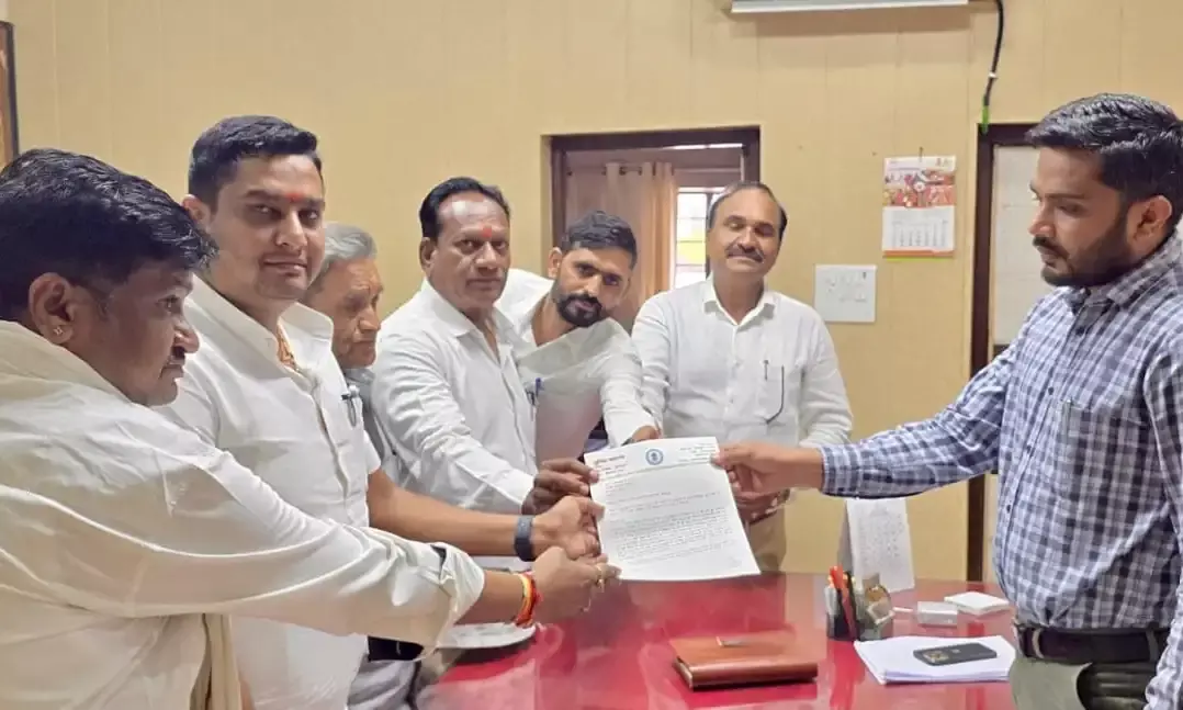 गुलाबपुरा में बारिश से सड़कों को भारी नुकसान, चेयरमैन सुमित काल्या ने मुख्यमंत्री को भेजा अतिरिक्त बजट का मांग-पत्र