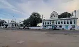 भीलवाड़ा स्पीनर्स की ओर से 22 सितंबर को मंसूर अली शाह बाबा को पेश की जाएगी चादर भीलवाड़ा स्पीनर्स की ओर से 22 सितंबर को मंसूर अली शाह बाबा को पेश की जाएगी चादर