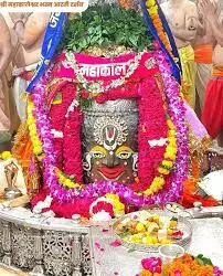 एकादशी पर बाबा महाकाल के अनोखे दृश्य: भस्म आरती में त्रिपुंड और वैष्णव तिलक के साथ दर्शन हुए विशेष