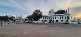 भीलवाड़ा स्पीनर्स की ओर से 22 सितंबर को मंसूर अली शाह बाबा को पेश की जाएगी चादर भीलवाड़ा स्पीनर्स की ओर से 22 सितंबर को मंसूर अली शाह बाबा को पेश की जाएगी चादर