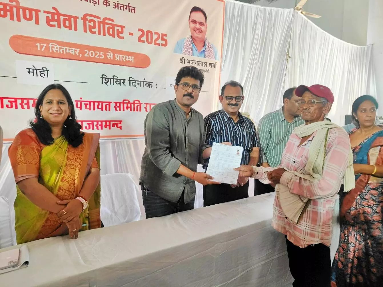 कोई पात्र वंचित न रहे, हर ग्रामीण को उसका हक मिले, यही सरकार का लक्ष्य :डॉ. सुरपुर