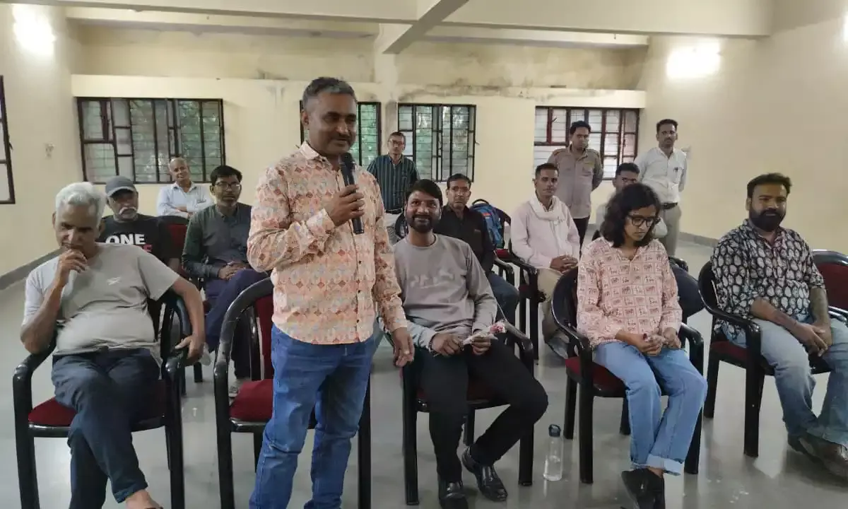 शिल्पग्राम में मूर्तिकला शिविर का शुभारंभ