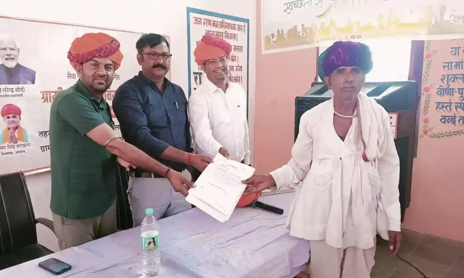 ग्राम पंचायत दडावट में आयोजित ग्रामीण सेवा शिविर में राजस्व रिकार्ड में हुआ नाम शुद्धिकरण, लाभार्थी ने जताया आभार