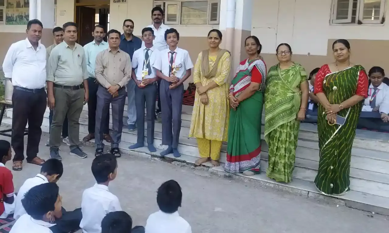 दो विद्यार्थियों का शतरंज प्रतियोगिता में राज्य स्तर पर चयन