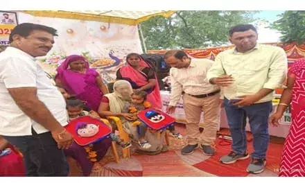 शहरी एवं ग्रामीण सेवा शिविरों में जनता का शत-प्रतिशत कार्य सुनिश्चित करने के निर्देश