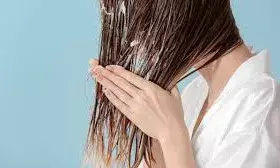 लड़कियां करती हैं गीले बालों को बांधने की गलती!