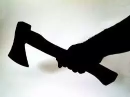 पूर्व सरपंच की कुल्हाड़ी से हत्या, भतीजा फरार