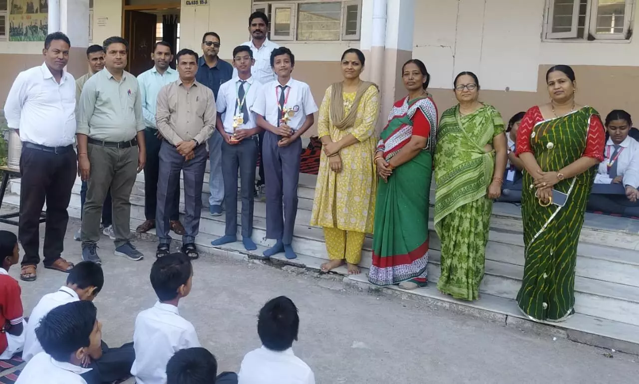 दो विद्यार्थियों का शतरंज प्रतियोगिता में राज्य स्तर पर चयन