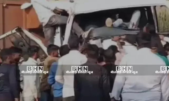 राजसमंद: नाथद्वारा-उदयपुर हाईवे पर बड़ा ट्रैफिक हादसा, ट्रेलर चालक फंसा