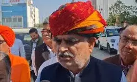 निकाय चुनाव को लेकर सियासी बहस तेज, खर्रा बोले सरकार तैयार, कांग्रेस ने ठहराया जिम्मेदार