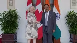 एनएसए डोभाल ने कनाडाई समकक्ष से की बैठक, सुरक्षा और सहयोग के अहम मुद्दों पर हुई चर्चा एनएसए डोभाल ने कनाडाई समकक्ष से की बैठक, सुरक्षा और सहयोग के अहम मुद्दों पर हुई चर्चा