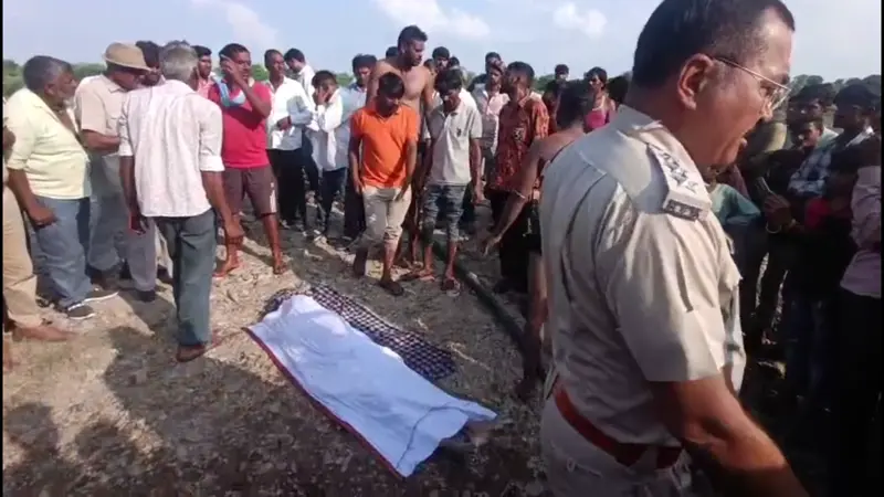 बेड़च में डूबे युवक का 25 घंटे बाद 500 मीटर दूर मिला शव बेड़च में डूबे युवक का 25 घंटे बाद 500 मीटर दूर मिला शव