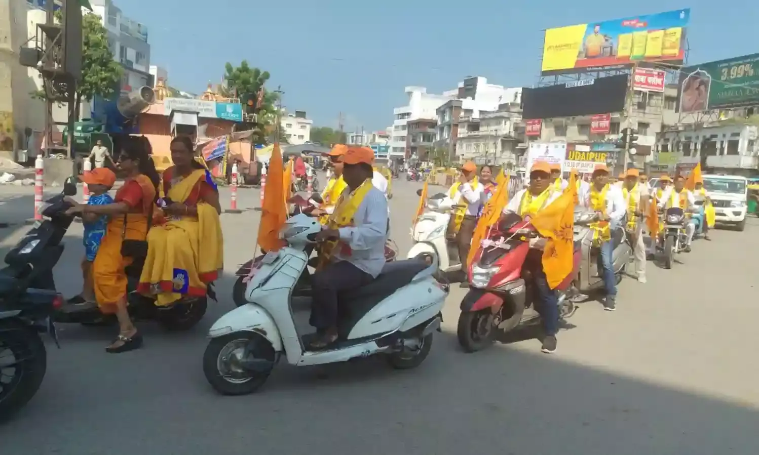 अग्रसेन जयंती पर अग्र युवाओं ने निकाली वाहन रैली