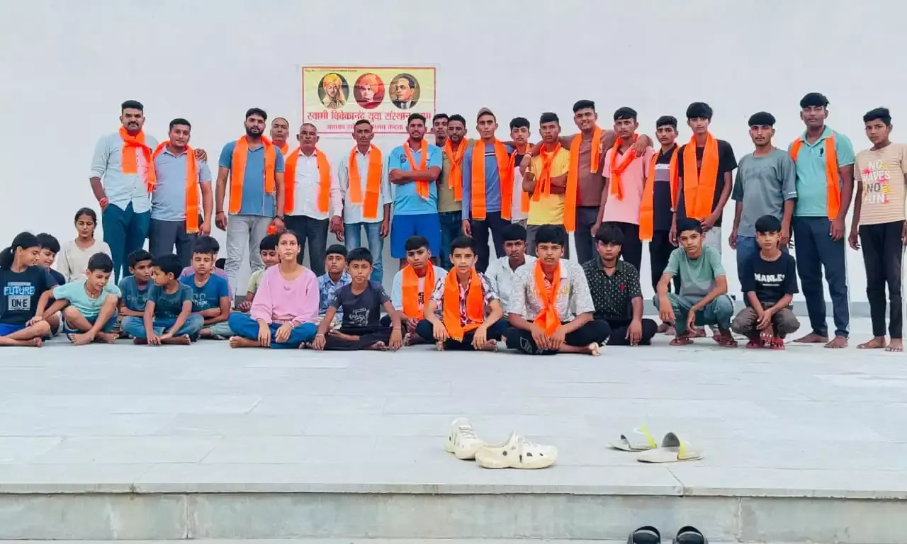 खेलों में उत्कृष्ट प्रदर्शन करने वाले खिलाड़ियों का किया सम्मानित खेलों में उत्कृष्ट प्रदर्शन करने वाले खिलाड़ियों का किया सम्मानित