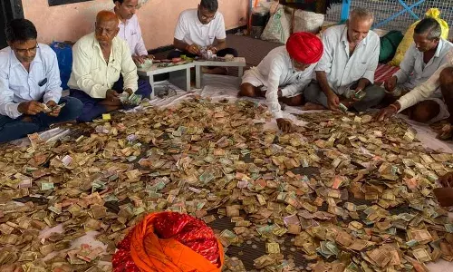 श्री बाण माता शक्तिपीठ मंदिर परिसर में आज दानपात्र खोला श्री बाण माता शक्तिपीठ मंदिर परिसर में आज दानपात्र खोला