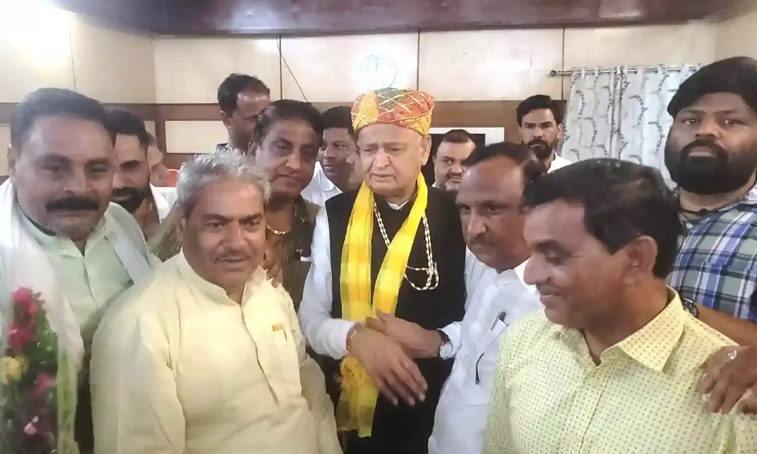 माली समाज ने किया पूर्व मुख्यमंत्री गहलोत का स्वागत