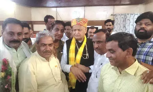 माली समाज ने किया पूर्व मुख्यमंत्री गहलोत का स्वागत