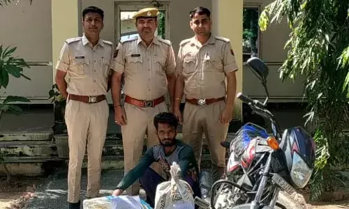 फैक्ट्री में चोरी कर भागा श्रमिक गिरफ्तार, बाइक व सामान बरामद