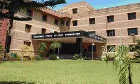 सोशल इंजीनियरिंग का फॉर्मूला हावी, पेपर लीक की परछाई बरकरार