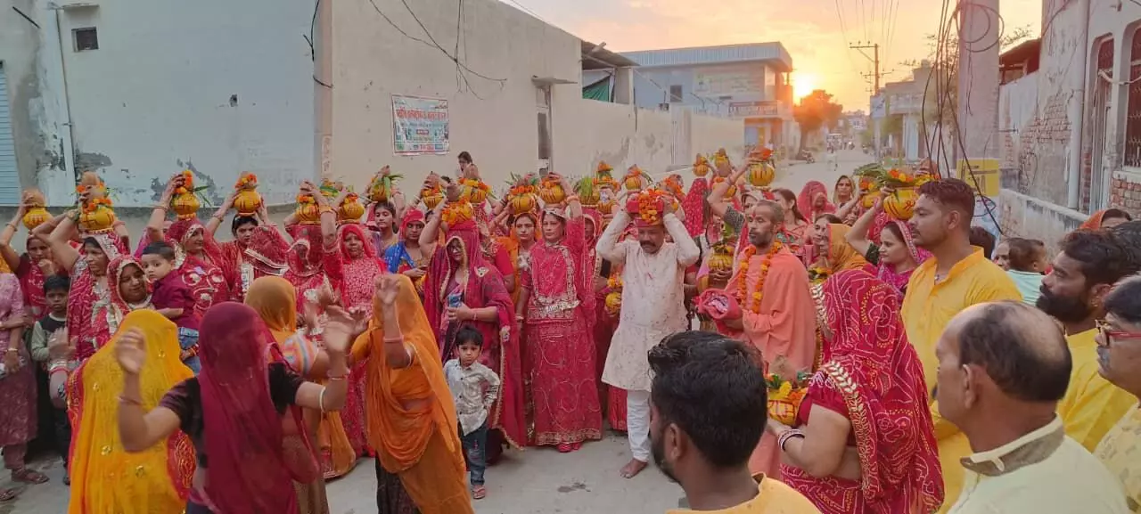 रायला में कलश यात्रा के साथ भव्य रामकथा का शुभारंभ
