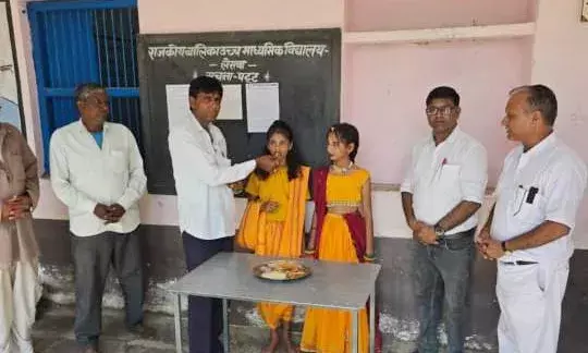 नवरात्रि पर राजकीय बालिका उच्च माध्यमिक विद्यालय लेसवा में श्री कृष्ण भोग एवं भामाशाहों का योगदान