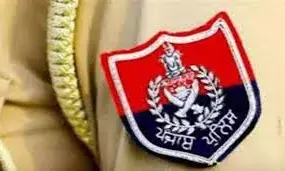 लुधियाना में फर्जी पुलिस रेड का भंडाफोड़, कारोबारियों से 10 करोड़ की वसूली की कोशिश लुधियाना में फर्जी पुलिस रेड का भंडाफोड़, कारोबारियों से 10 करोड़ की वसूली की कोशिश