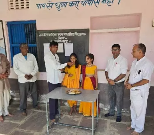 नवरात्रि पर राजकीय बालिका उच्च माध्यमिक विद्यालय लेसवा में श्री कृष्ण भोग एवं भामाशाहों का योगदान