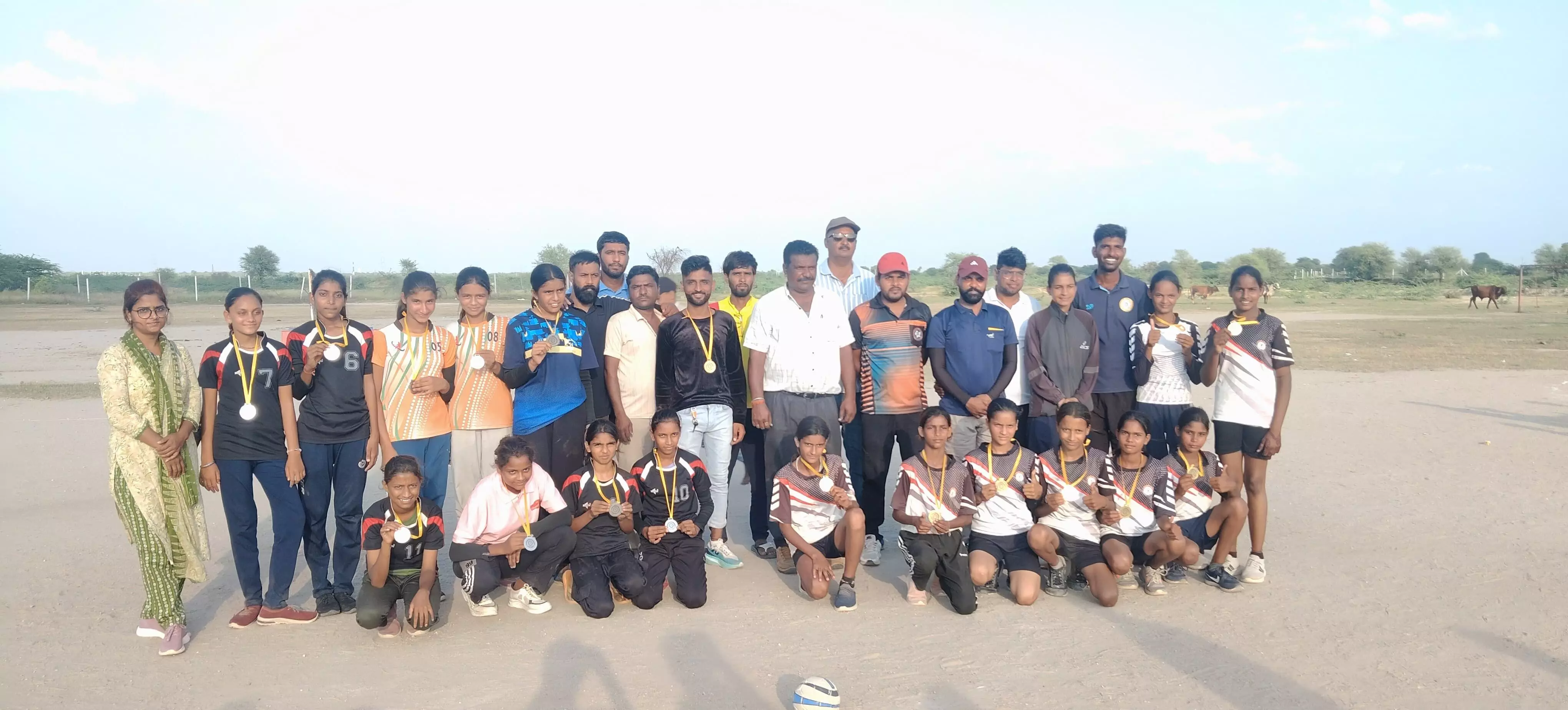 30वीं जिला स्तरीय सब-जूनियर हैंडबॉल प्रतियोगिता संपन्न