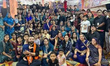 गरबा में झूमे महिलाएं और युवा, डांडिया की गूंज से गूंजा दूदाजी का देवरा प्रांगण