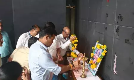 जिला स्तरीय रोजगार उत्सव में युवाओं को नियुक्ति पत्र वितरण