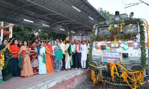 उदयपुर -चंडीगढ़ नई रेल सेवा का शुभारंभ, प्रधानमंत्री  नरेंद्र मोदी ने दिखाई हरी झंडी