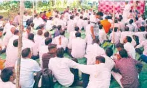 सहकारी समितियों के कर्मचारियों का सांकेतिक धरना, 29 सितंबर से अनिश्चितकालीन कार्य बहिष्कार का ऐलान