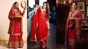 ट्रेंडिंग साड़ियों के साथ बनाएं अपना लुक अनोखा