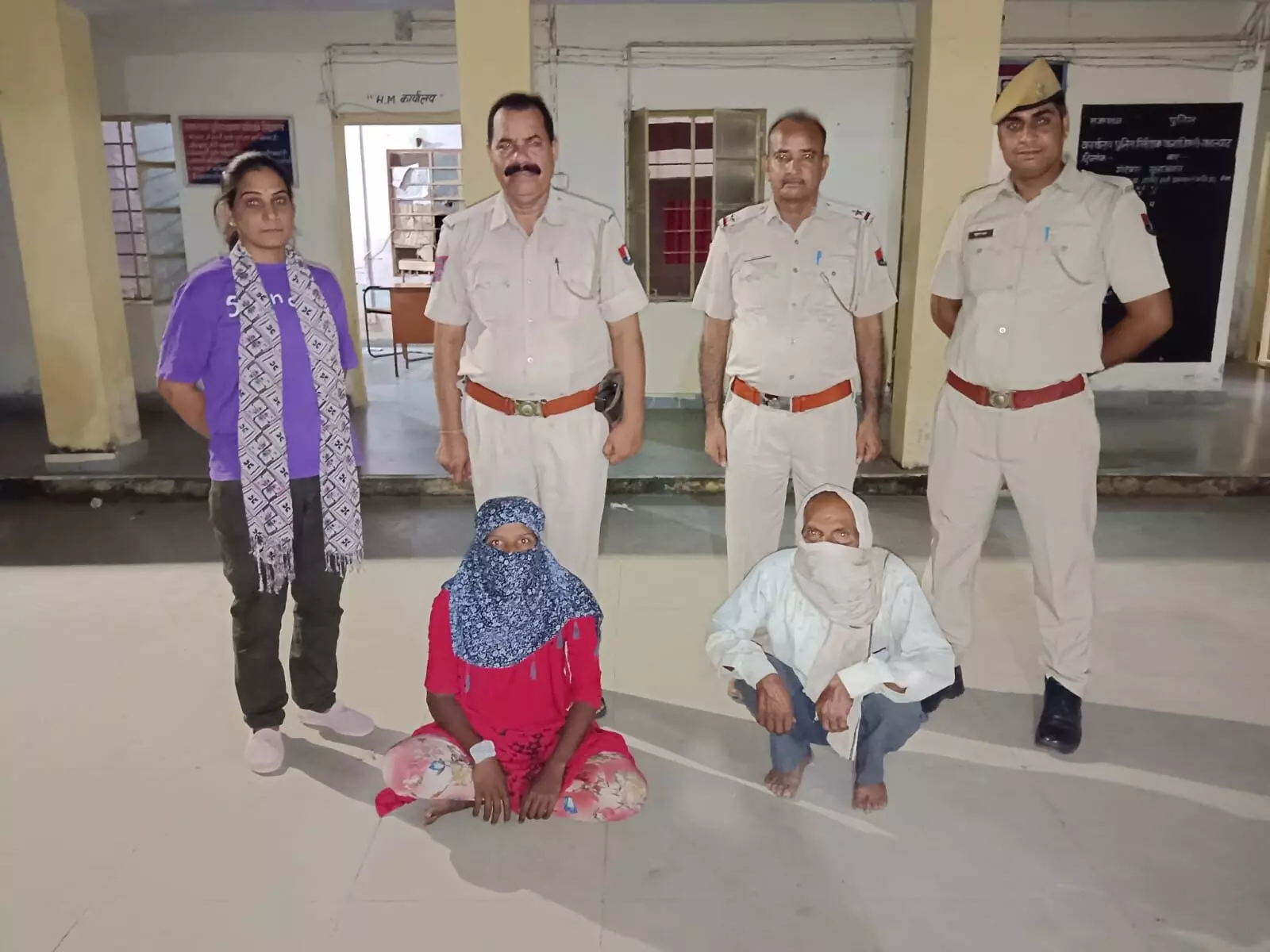 नवजात शिशु को जंगल में लावारिस छोड़ने का मामला, कुमाता और पिता गिरफ्तार नवजात शिशु को जंगल में लावारिस छोड़ने का मामला, कुमाता और पिता गिरफ्तार