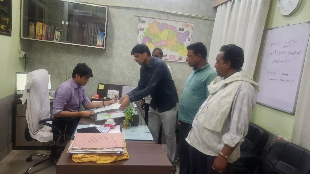 सबलाजी का खेड़ा को सवाईपुर में रखने को लेकर जिला कलेक्टर को सौंपा ज्ञापन सबलाजी का खेड़ा को सवाईपुर में रखने को लेकर जिला कलेक्टर को सौंपा ज्ञापन