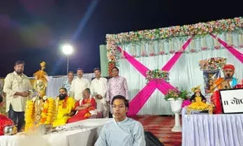 धार्मिक श्रद्धा से भावविभोर हुआ श्रद्धालु : श्री सांवलिया सेठ की प्राकट्य कथा में उमड़ा जनसैलाब धार्मिक श्रद्धा से भावविभोर हुआ श्रद्धालु : श्री सांवलिया सेठ की प्राकट्य कथा में उमड़ा जनसैलाब